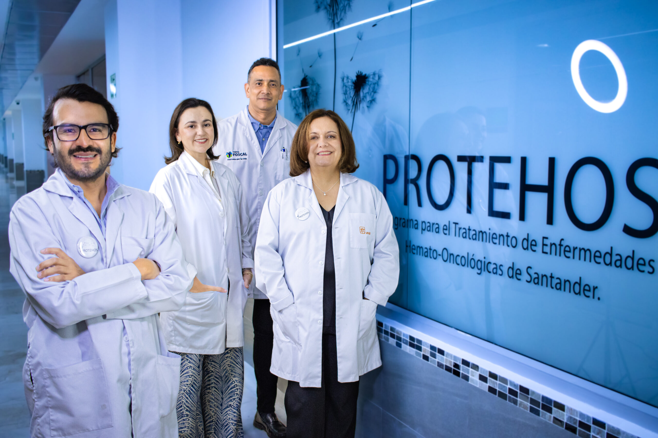 Atención médica especializada en PROTEHOS